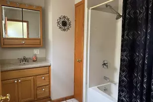 304 S Main St, Cherry, IL 61317 - Photo 6