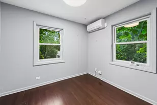 9024 Ewing Ave, Evanston, IL 60203 - Photo 16