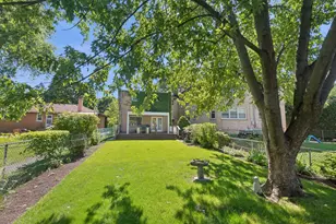 9024 Ewing Ave, Evanston, IL 60203 - Photo 10