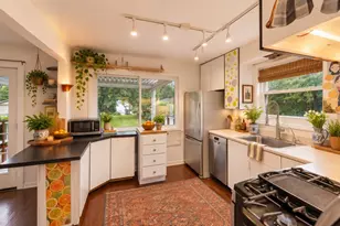 9024 Ewing Ave, Evanston, IL 60203 - Photo 12