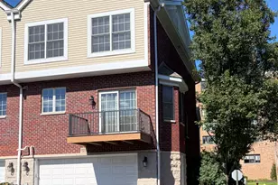 1127 Gilbert Ave, Downers Grove, IL 60515 - Photo 2