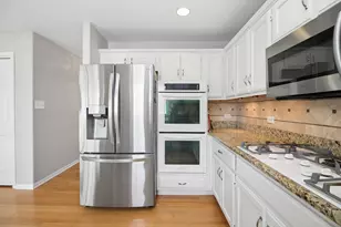 8930 Golden Pheasant Dr, Tinley Park, IL 60487 - Photo 18