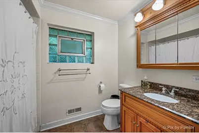 153 S Prairie Avenue, Bloomingdale, IL 60108 - Photo 14
