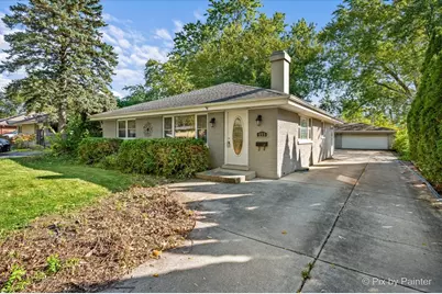 153 S Prairie Avenue, Bloomingdale, IL 60108 - Photo 2
