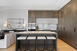 14 W Superior St, Chicago, IL 60654 - Photo 10
