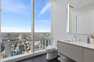 14 W Superior St, Chicago, IL 60654 - Photo 24