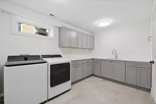 2616 W Sunnyside Ave, Chicago, IL 60625 - Photo 44