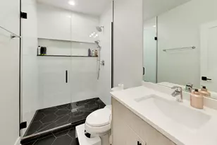 2415 W Huron St, Chicago, IL 60612 - Photo 30