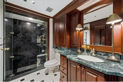 950 N Michigan Avenue #2302, Chicago, IL 60611 - Photo 22