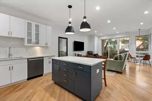 2247 W Wabansia Ave, Chicago, IL 60647 - Photo 2