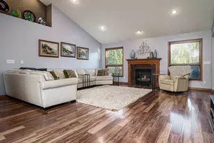 2223 Winding Creek Dr, Belvidere, IL 61008 - Photo 6