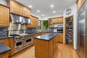 13230 Hidden Valley Dr, Homer Glen, IL 60491 - Photo 10