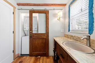 2966 W Nelson St, Chicago, IL 60618 - Photo 22