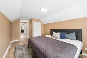 2966 W Nelson St, Chicago, IL 60618 - Photo 14