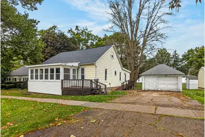 206 W Main Street, Mount Morris, IL 61054 - Photo 1