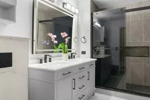 1224 W Van Buren St, Chicago, IL 60607 - Photo 10
