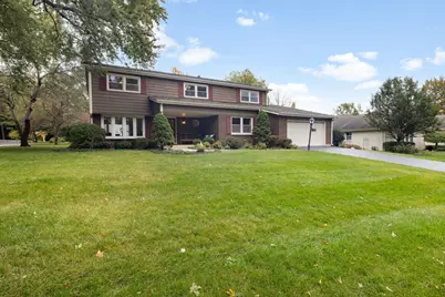 983 Bosworthfield Road, Barrington, IL 60010 - Photo 2