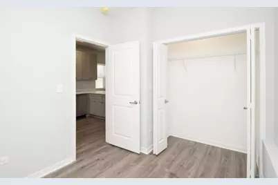 1813 W Cermak Road, Chicago, IL 60608 - Photo 8