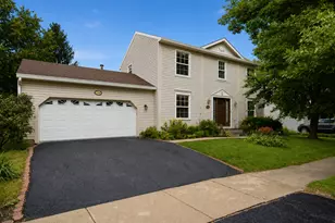 1209 River Oak Dr, Naperville, IL 60565 - Photo 2