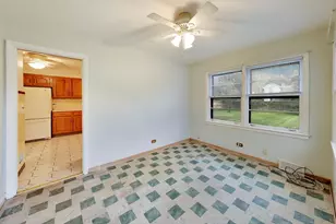 5858 N Louise Ave, Chicago, IL 60646 - Photo 14