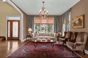 9023 Park Hill Ct, Hickory Hills, IL 60457 - Photo 8
