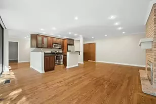 5500 Hillcrest Ln, Lisle, IL 60532 - Photo 14