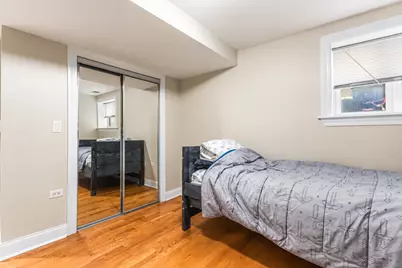 2319 W Rosemont Avenue #G, Chicago, IL 60645 - Photo 10
