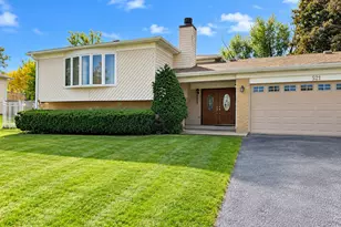 521 King Arthur Way, Bolingbrook, IL 60440 - Photo 1