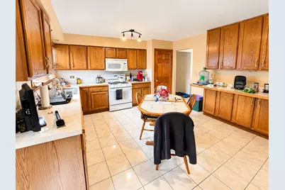 521 King Arthur Way, Bolingbrook, IL 60440 - Photo 6