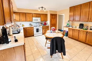 521 King Arthur Way, Bolingbrook, IL 60440 - Photo 6