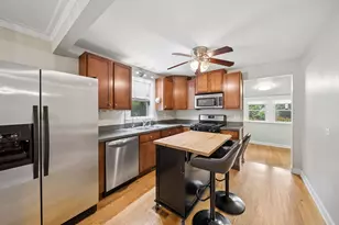 26W125 Jewell Rd, Wheaton, IL 60187 - Photo 6