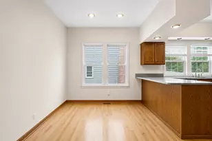 1538 Oakwood Ave, Highland Park, IL 60035 - Photo 16