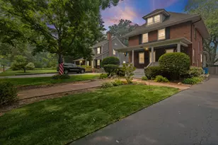 1538 Oakwood Ave, Highland Park, IL 60035 - Photo 1