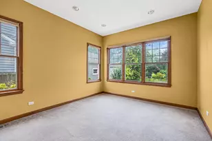 1538 Oakwood Ave, Highland Park, IL 60035 - Photo 18