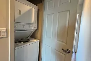 908 N Ashland Ave, Chicago, IL 60622 - Photo 16