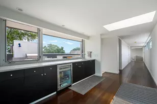 2041 W Roscoe St, Chicago, IL 60618 - Photo 18