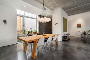 2041 W Roscoe St, Chicago, IL 60618 - Photo 8