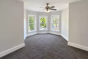838 Hickory St, Waukegan, IL 60085 - Photo 8