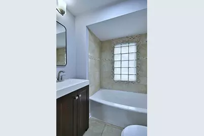 123 S 12th Avenue, Maywood, IL 60153 - Photo 12
