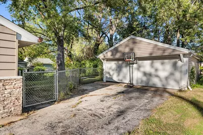 328 Blackhawk Drive, Park Forest, IL 60466 - Photo 16