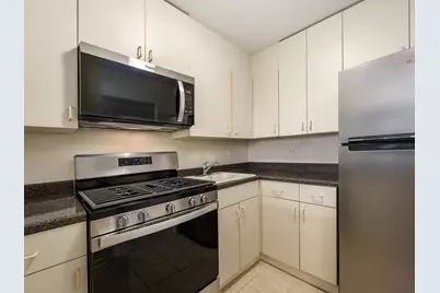 2800 N Lake Shore Drive #1911, Chicago, IL 60657 - Photo 22