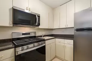 2800 N Lake Shore Dr, Chicago, IL 60657 - Photo 22