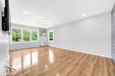 722 N Stephen Drive, Palatine, IL 60067 - Photo 4