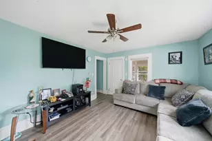 1808 Hermon Ave, Zion, IL 60099 - Photo 10