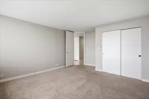 655 W Irving Park Rd, Chicago, IL 60613 - Photo 14