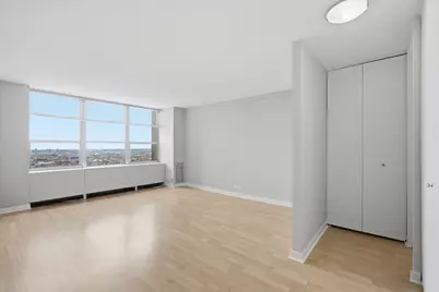655 W Irving Park Road #4011, Chicago, IL 60613 - Photo 4