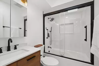1354 N Wolcott Avenue #B, Chicago, IL 60622 - Photo 22