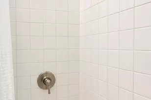 3950 N Lake Shore Dr, Chicago, IL 60613 - Photo 12