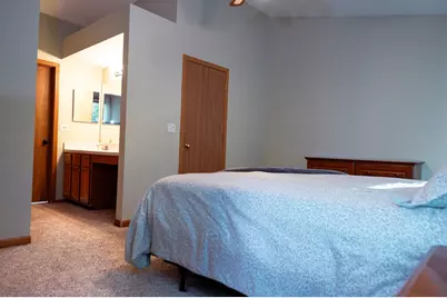 2010 N Stillwater Road, Arlington Heights, IL 60004 - Photo 16