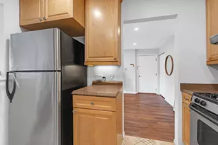 576 Greystone Ln, Wheeling, IL 60090 - Photo 12